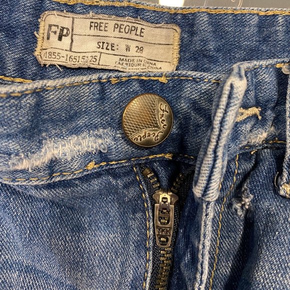 Free People Denim Shorts - Picture 4 of 12